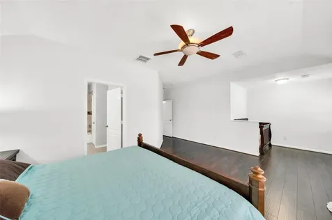 5522 Brookhollow Oaks Trail Houston TX 77084