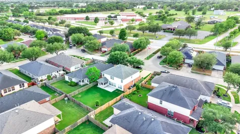5522 Brookhollow Oaks Trail Houston TX 77084