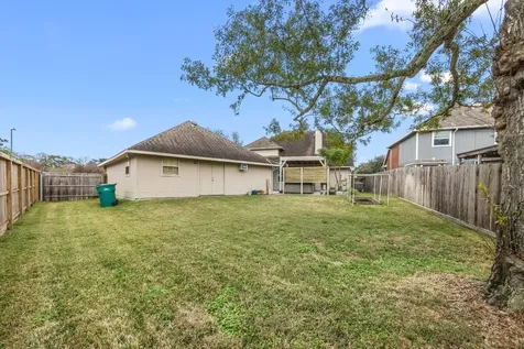 2800 Sandpebble Court Seabrook TX 77586