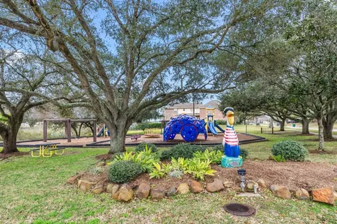 2800 Sandpebble Court Seabrook TX 77586