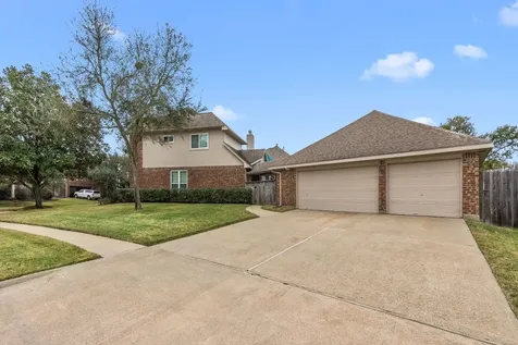 2800 Sandpebble Court Seabrook TX 77586