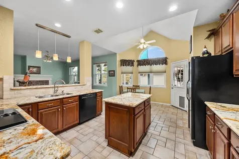 2800 Sandpebble Court Seabrook TX 77586