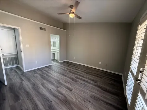 7575 Cambridge Street 2804 Houston TX 77054