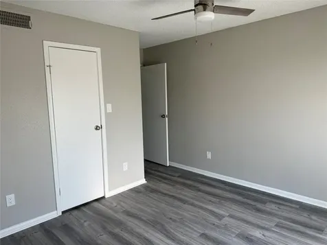 7575 Cambridge Street 2804 Houston TX 77054