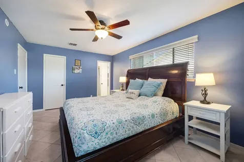 9314 Vickijohn Drive Houston TX 77031