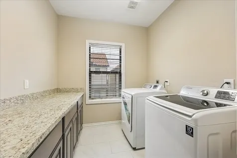 7231 Laguna Villas Houston TX 77036