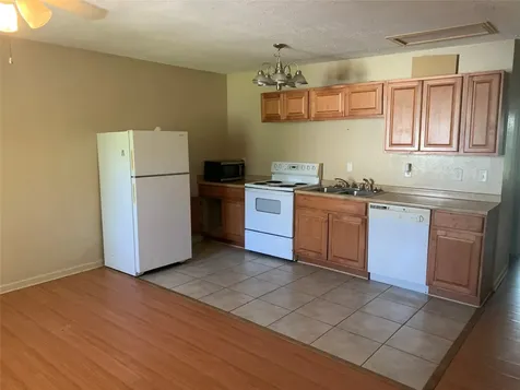 1513 16th Street 4 Huntsville TX 77340