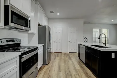 7042 Plum Creek Terrace Lane Houston TX 77087