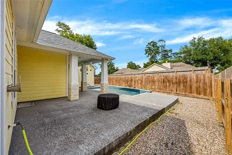 659 Chateau Woods Parkway Drive Conroe TX 77385