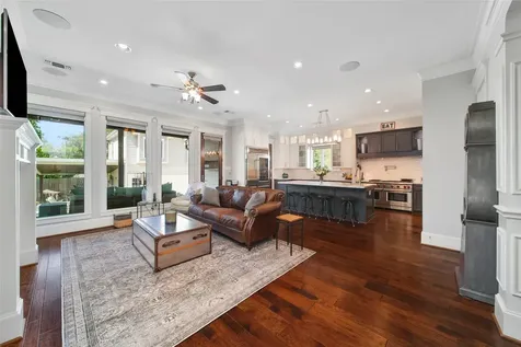 416 W 33rd Street Houston TX 77018