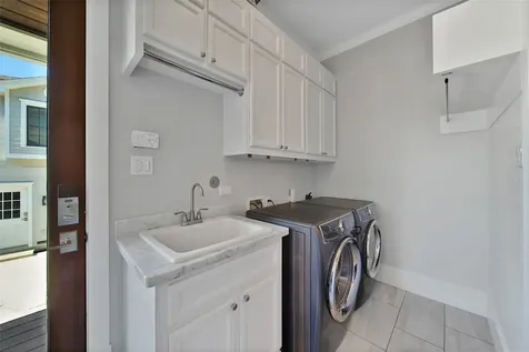 416 W 33rd Street Houston TX 77018