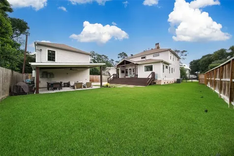 416 W 33rd Street Houston TX 77018