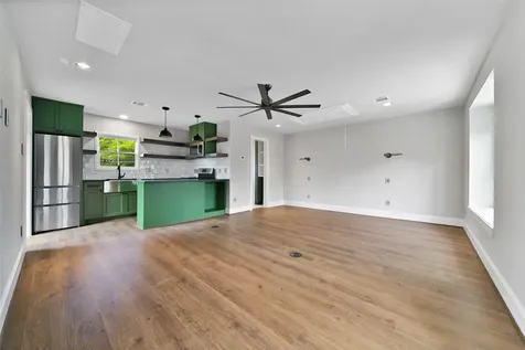 416 W 33rd Street Houston TX 77018