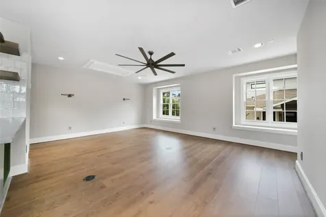 416 W 33rd Street Houston TX 77018