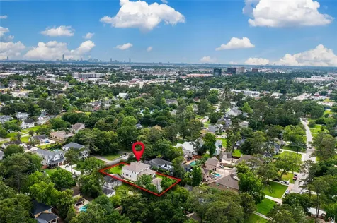 416 W 33rd Street Houston TX 77018