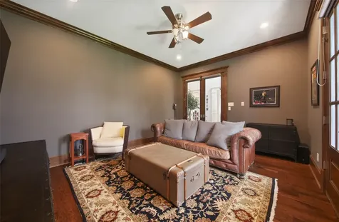 416 W 33rd Street Houston TX 77018
