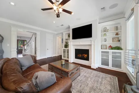 416 W 33rd Street Houston TX 77018