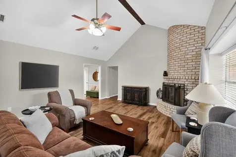 204 Nasturtium Street Lake Jackson TX 77566