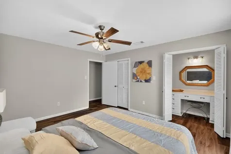 204 Nasturtium Street Lake Jackson TX 77566