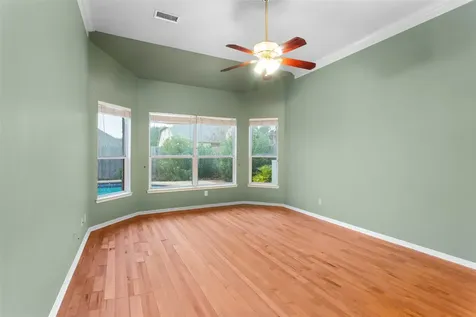 4907 Elmwood Court Baytown TX 77521