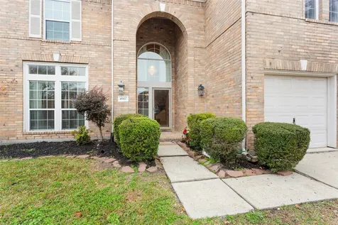 4907 Elmwood Court Baytown TX 77521
