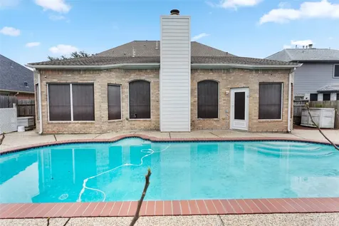 4907 Elmwood Court Baytown TX 77521