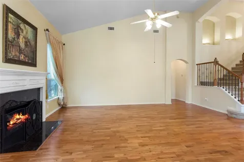 4907 Elmwood Court Baytown TX 77521