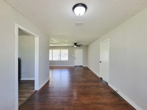 5815 Southseas Street Houston TX 77033