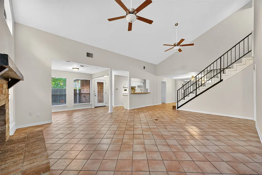 812 Fleetwood Place Drive Houston TX 77079
