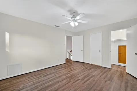 812 Fleetwood Place Drive Houston TX 77079