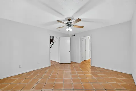 812 Fleetwood Place Drive Houston TX 77079