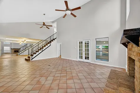 812 Fleetwood Place Drive Houston TX 77079
