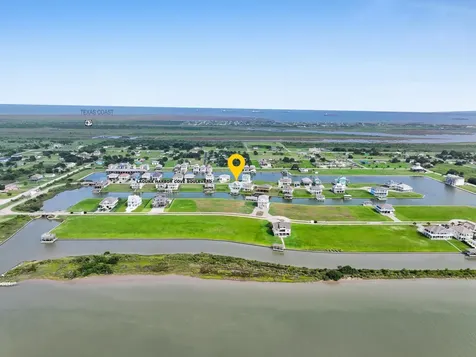 2005 & 2009 Laguna Harbor Cove Boulevard Port Bolivar TX 77650