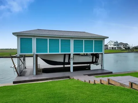 2005 & 2009 Laguna Harbor Cove Boulevard Port Bolivar TX 77650