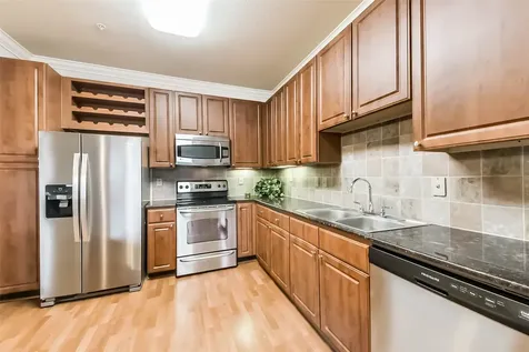 1711 Old Spanish Trail 426 Houston TX 77054