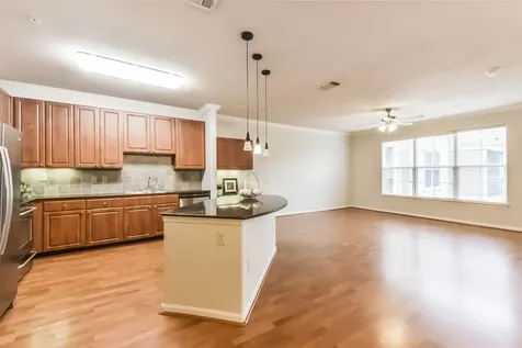 1711 Old Spanish Trail 426 Houston TX 77054