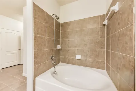 1711 Old Spanish Trail 426 Houston TX 77054