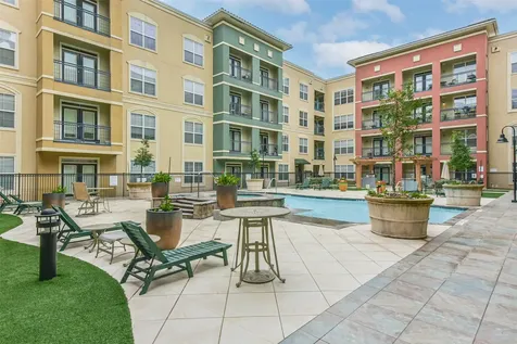 1711 Old Spanish Trail 426 Houston TX 77054