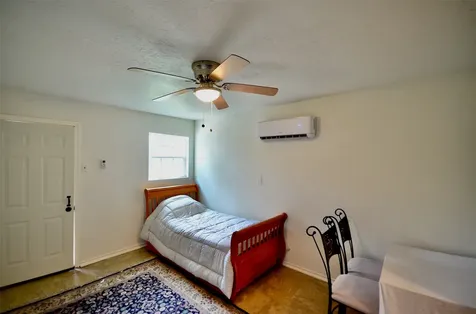 5855 S Braeswood Boulevard S Houston TX 77096