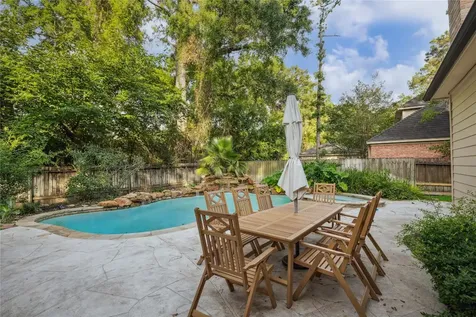 89 Towering Pines Drive The Woodlands TX 77381