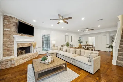 89 Towering Pines Drive The Woodlands TX 77381