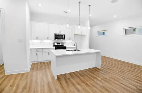 5015 Elizabeth City Street Houston TX 77021