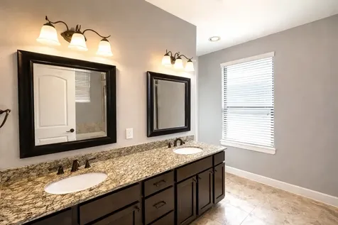 321 W 26th Street B Houston TX 77008