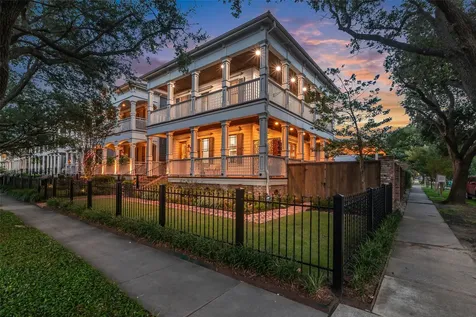 340 W 17th Street Houston TX 77008