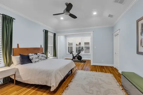 340 W 17th Street Houston TX 77008