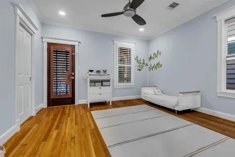 340 W 17th Street Houston TX 77008