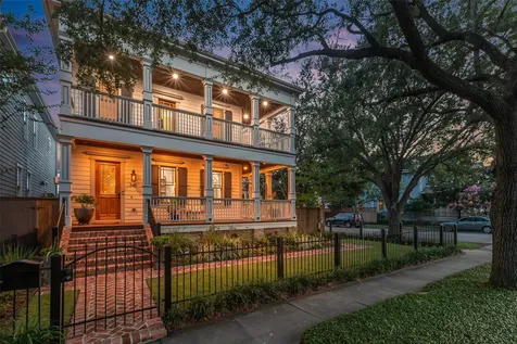 340 W 17th Street Houston TX 77008