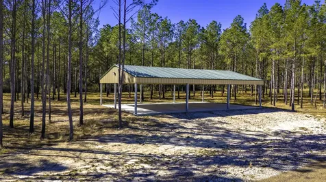 041 Sportsman Retreat Road Onalaska TX 77360