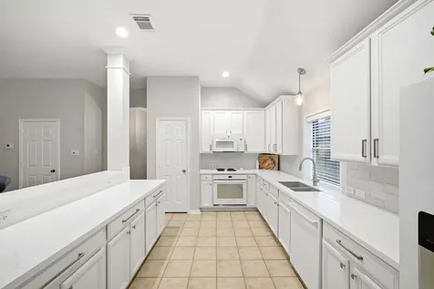 1276 Ocean Manor Lane League City TX 77573
