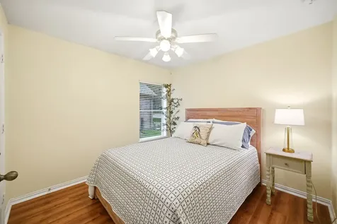 1276 Ocean Manor Lane League City TX 77573